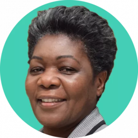 Odeth-Richardson-headshot-in-teal-hero.png